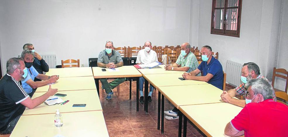 Alcaldes y agricultores de la comarca calceatense solicitan ampliar el regadío - Vimarsana News