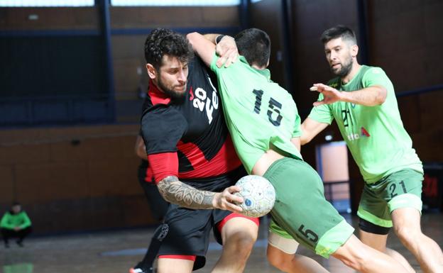 El Logroño centra su trabajo en la eliminatoria europea en Portugal