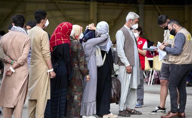 La Rioja acogerá finalmente a 25 refugiados afganos