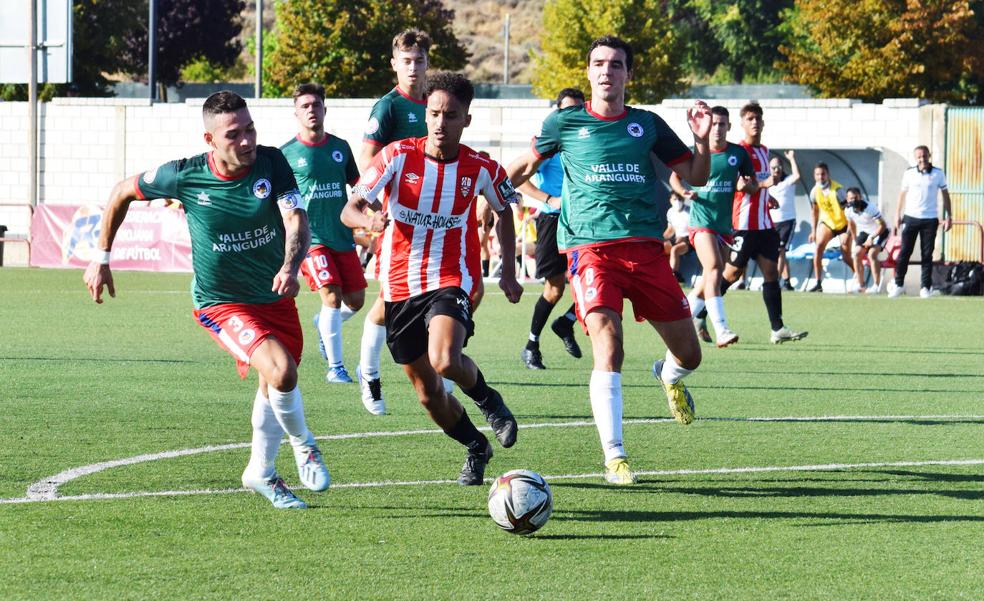 El 'hat trick' de Iván impide que una incisiva UDL B sume en su debut liguero