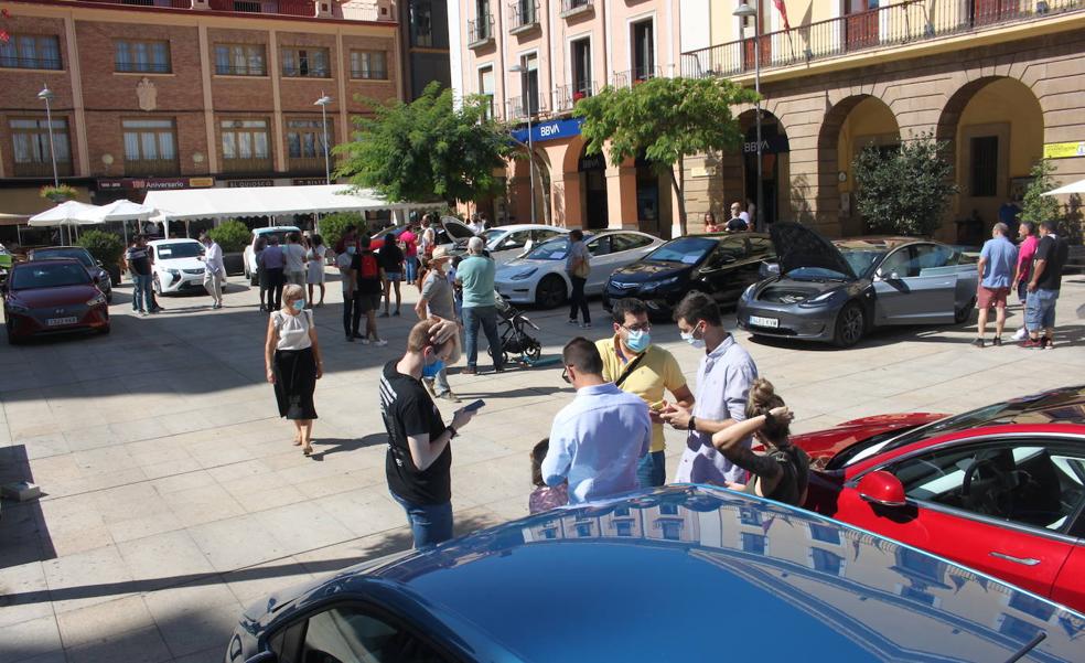 Concentración en Alfaro de vehículos eléctricos