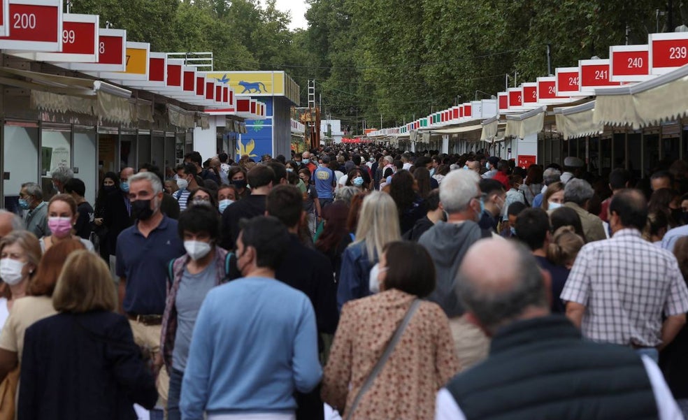 Más de 9 millones en ventas y casi 400.000 visitantes en La Feria del Libro de Madrid