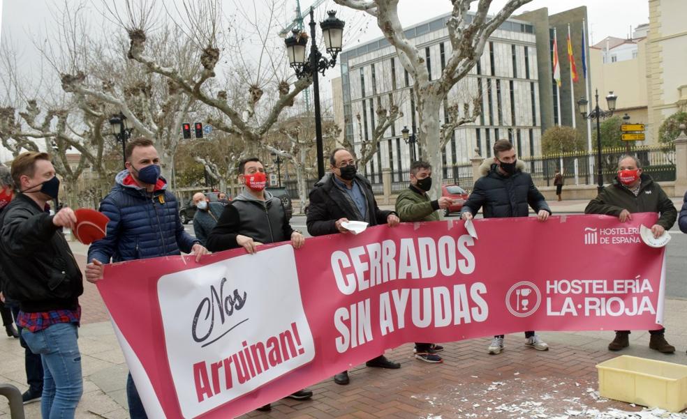 Entre platos rotos, el juzgado y los botellones