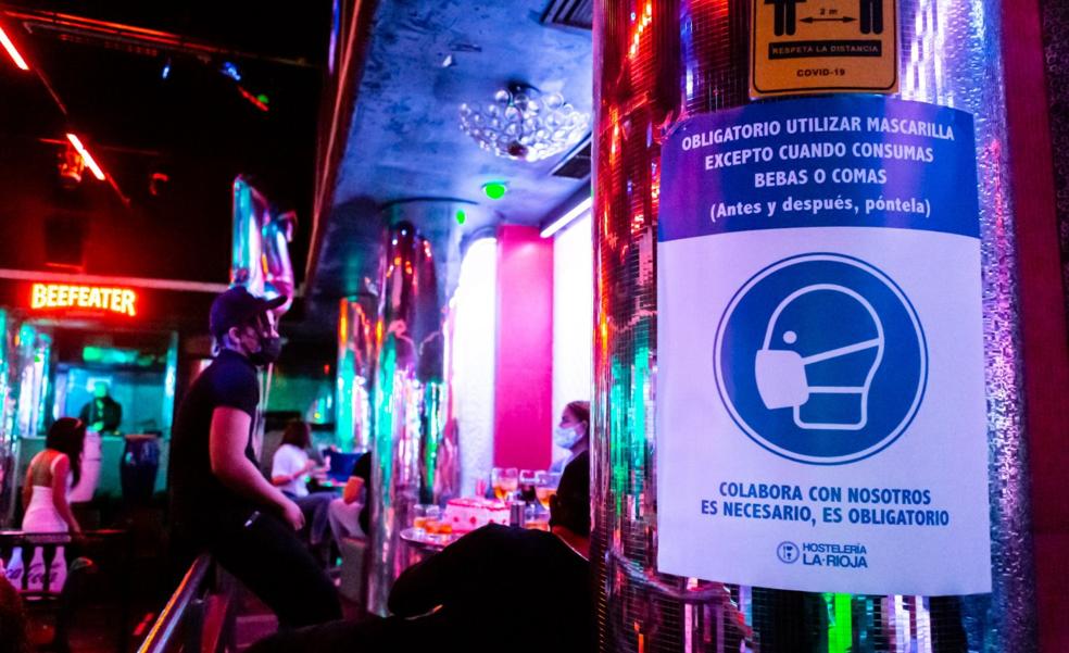 El ocio nocturno reabrirá al 75% de aforo, con mascarillas en las pistas y horario de licencia