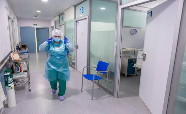 La UCI atiende solo a 3 pacientes COVID