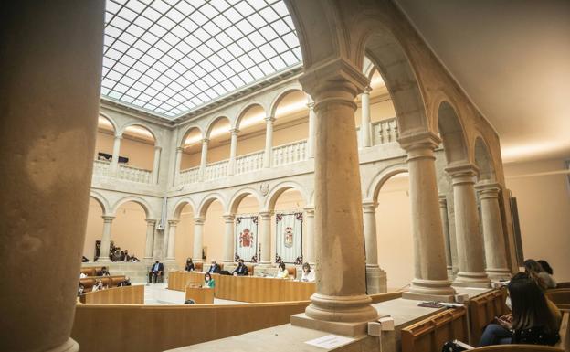 El Parlamento de La Rioja mostrará en el Pleno su «apoyo y solidaridad» con La Palma