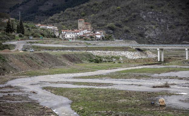 La CHE adjudica el acondicionamiento de accesos a Terroba por 460.054 euros