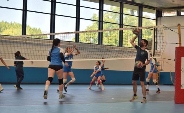 El OSACC Voley Haro se estrena con «mucha ilusión» ante el Cajasol Dos Hermanas