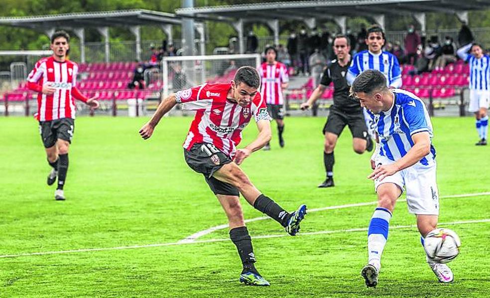 La UD Logroñés B rasca un punto tras un exigente duelo contra la Real C