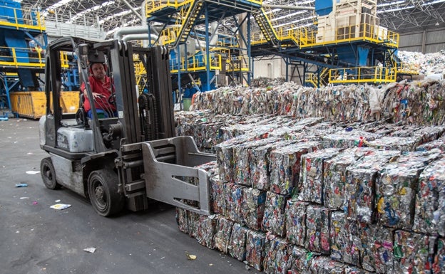 Aparece un cadáver entre los residuos del Ecoparque de La Rioja