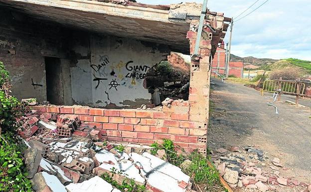 Lardero contempla cerrar el barrio de las Bodegas