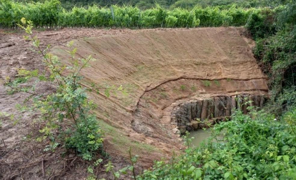 Acondicionada la ribera del río Mayor a su paso por Elciego