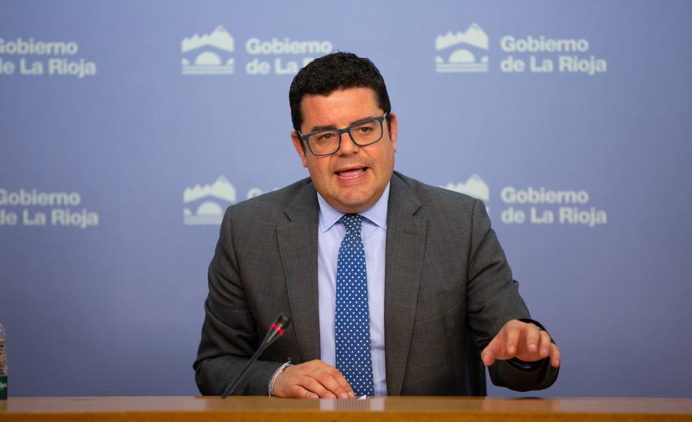 Alfonso Domínguez deja la dirección del PP regional para «buscar la unidad»