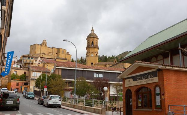 Concurso de pintura de paisajes al aire libre en Labastida