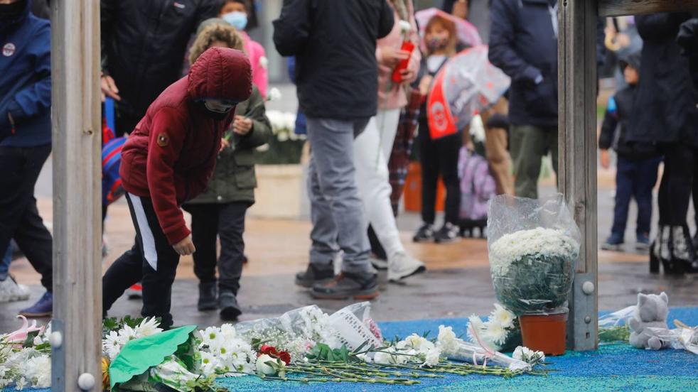 Concentración en Lardero por el asesinato del niño de 9 años