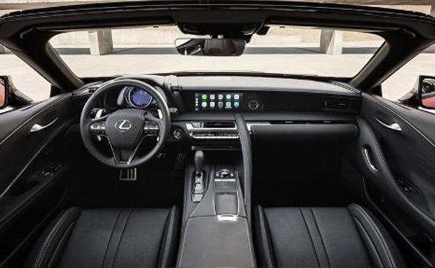 De ruta con el Lexus LC 500 Cabrio: la esencia de la elegancia y la deportividad