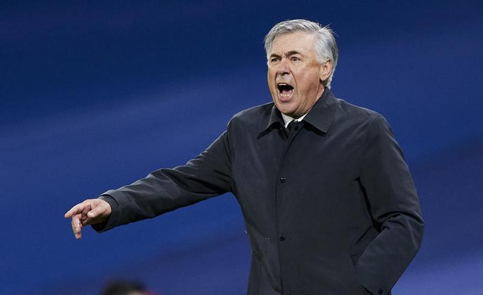 El Bernabéu tira de las orejas a Ancelotti