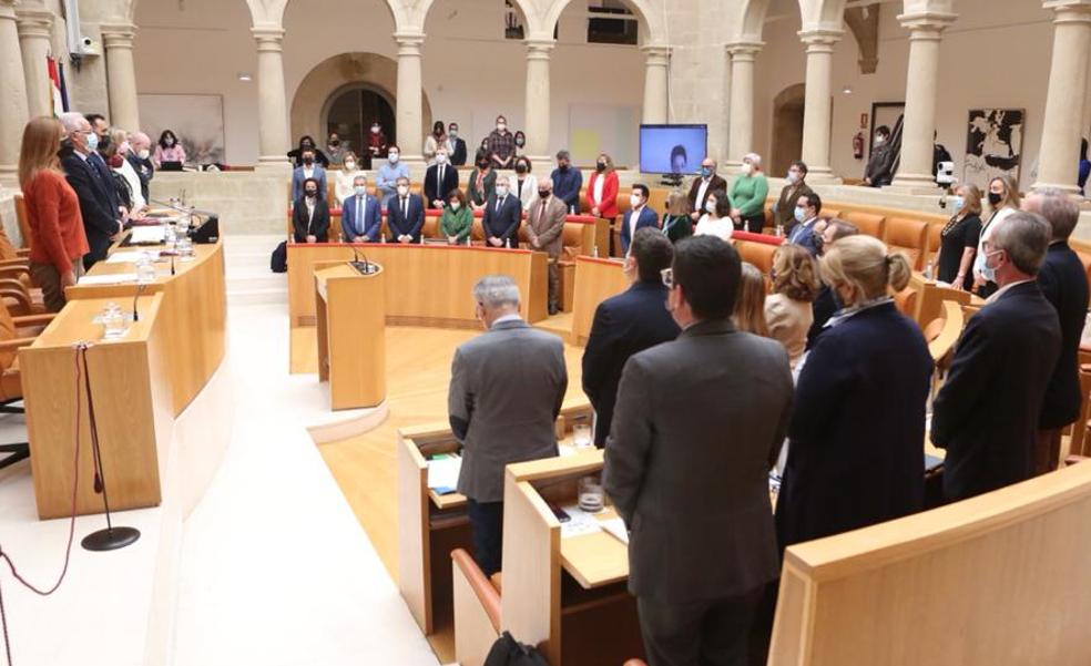 El Parlamento rechaza las enmiendas a la totalidad a los presupuestos de La Rioja