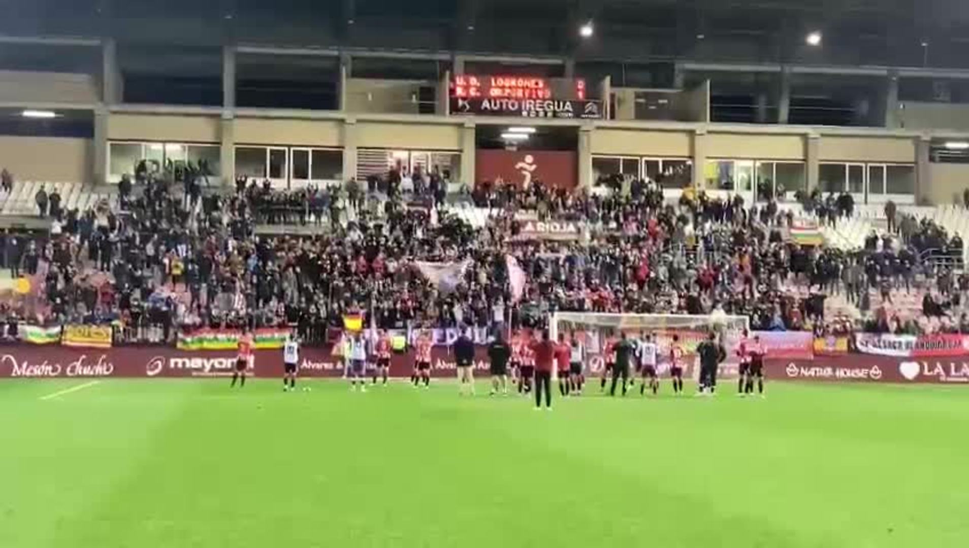 Vídeo: La afición, con el equipo tras la derrota