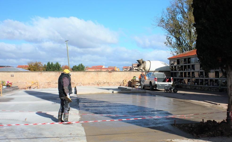 Nájera inicia las obras de los nichos del cementerio tras modificar el contrato