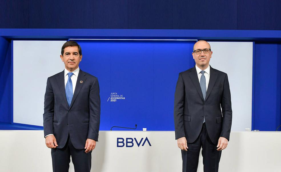 BBVA mejora su política de dividendos hasta el 50% del beneficio