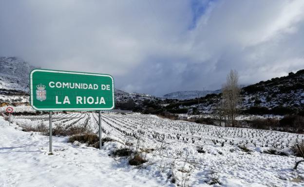 La nieve vuelve a La Rioja, que tiene activada la alerta naranja en la Ibérica