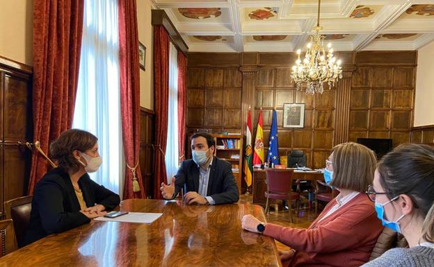 Garzón defiende el modelo Rioja tras el ataque del PNV