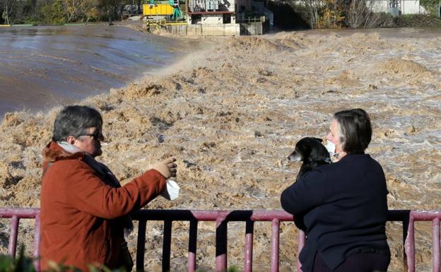 Protección Civil alerta del aumento del caudal del Ebro a su paso por Logroño