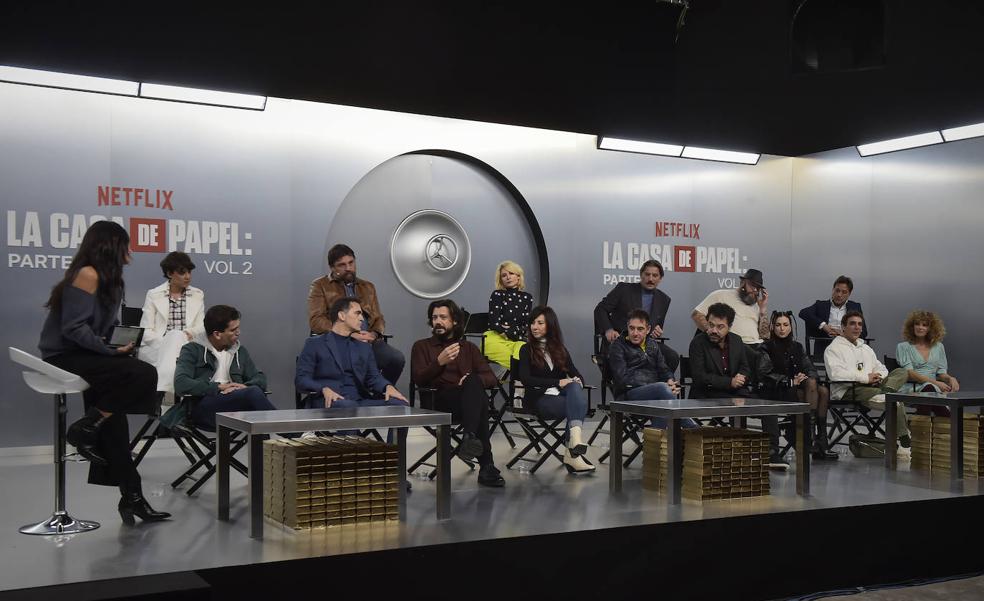 «'La casa de papel' se ha convertido en un monstruo al que tenemos mucho cariño»