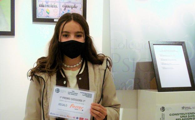 Leyre Prada, ganadora de un premio de dibujo