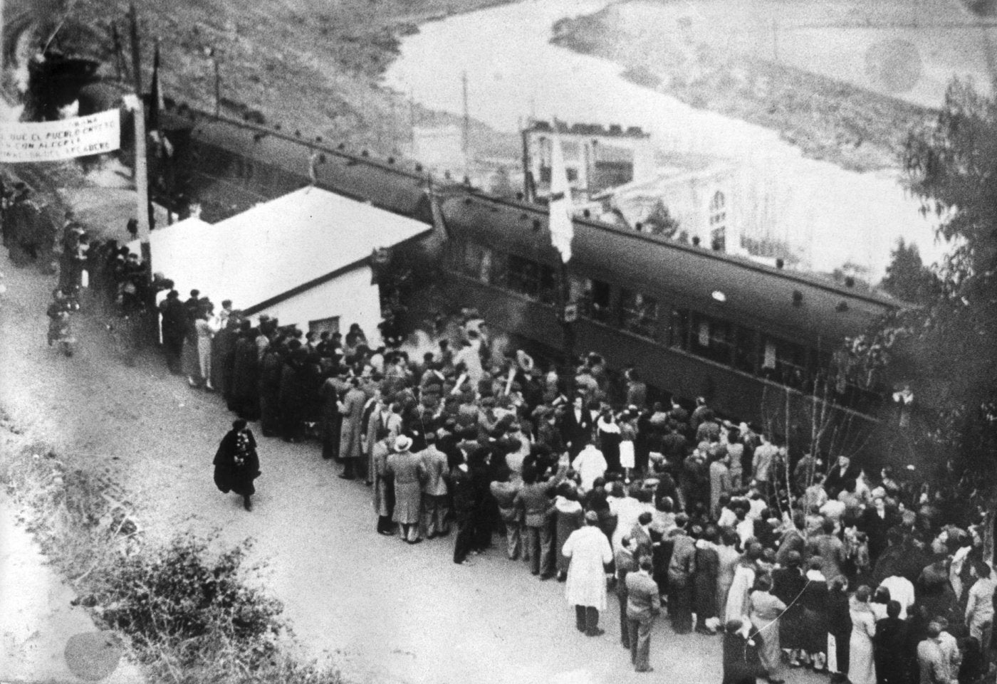 La Retina: inauguración del apeadero de El Cortijo en 1934