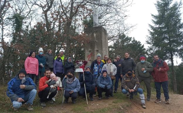 Corporales subió el belén al Sampol