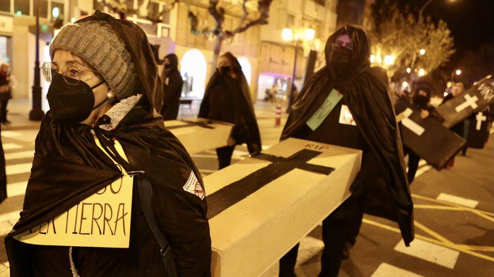 La protesta contra las eólicas recorre las calles de Logroño