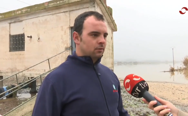 «Tienen que arreglar ya las defensas del Ebro para que esto no vuelva a pasar»