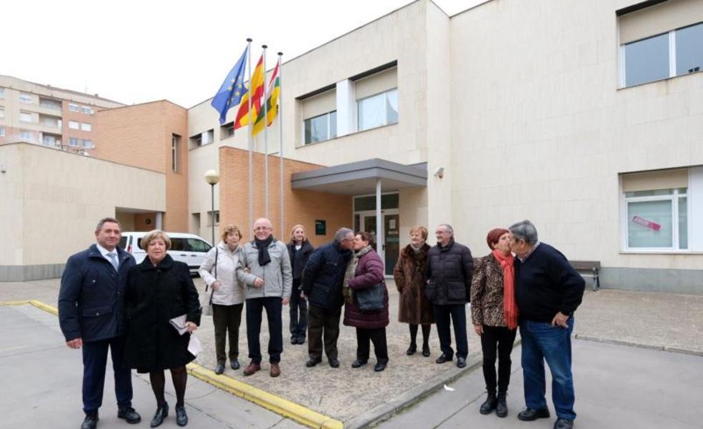 50 años «uno al servicio del otro»