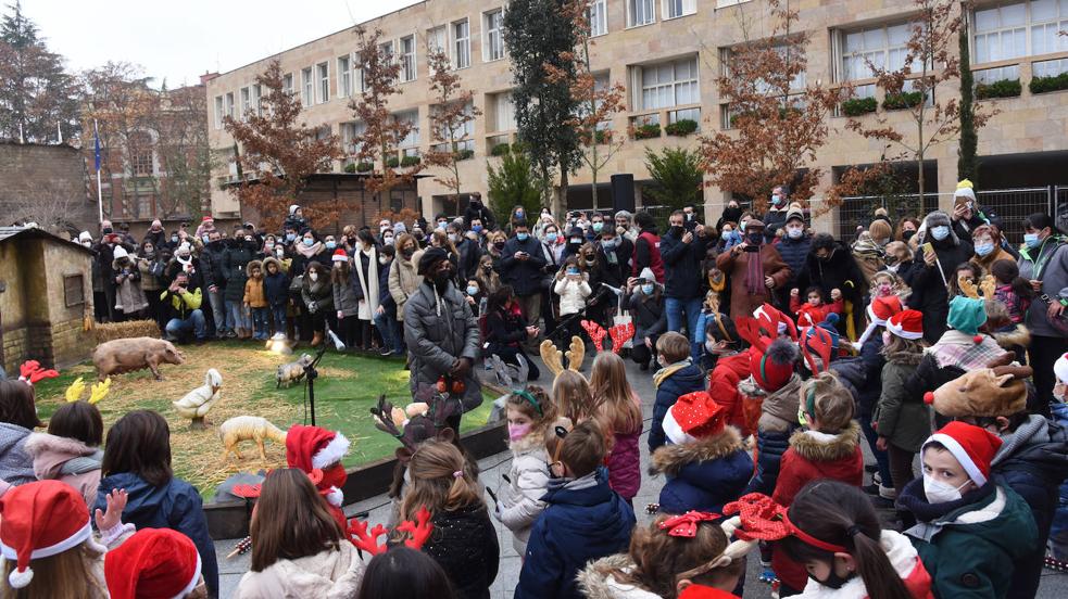 Logroño inaugura su belén monumental