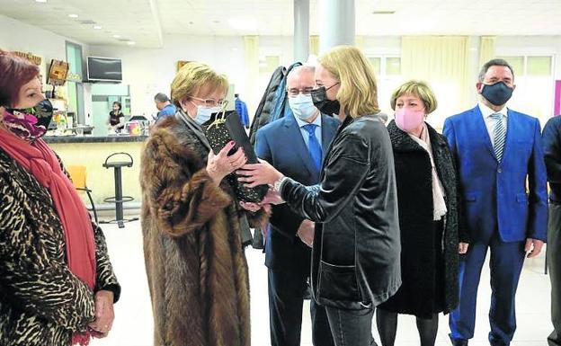 50 años «uno al servicio del otro»