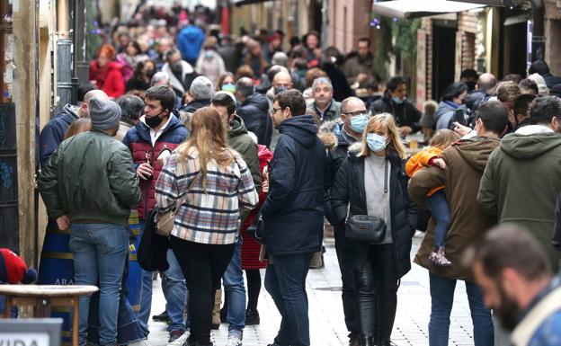 Dos muertos en una jornada en la que La Rioja registra 2.839 casos y el COVID vuelve a las residencias