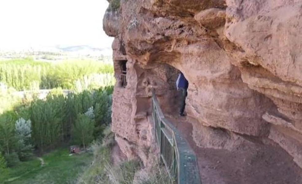 Las cuevas de Nájera cubren el 86% de su aforo en su apertura a visitas turísticas