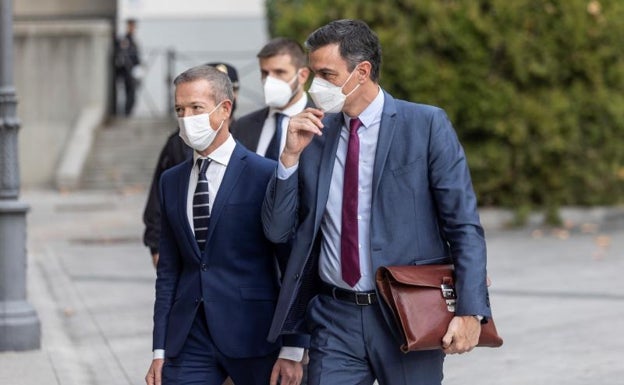 Sánchez impone la mascarilla obligatoria en exteriores