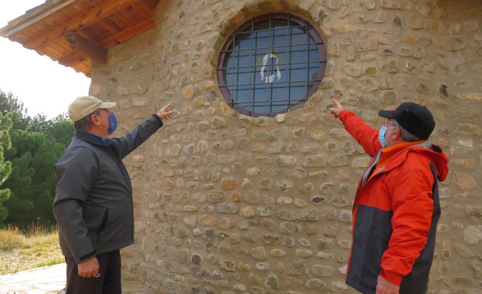 Unos vándalos rompen a pedradas las cristaleras de la ermita de San Marcos de Arnedo