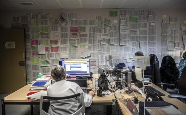 La Unidad COVID, desbordada y forzada a priorizar el rastreo de los más vulnerables