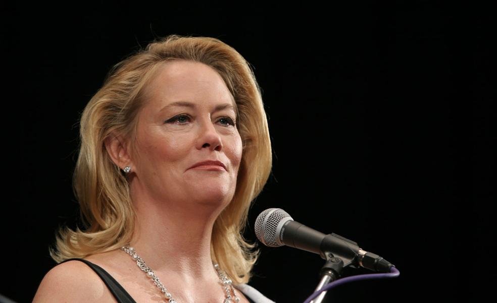 Cybill Shepherd, rechazada por el cine, reclamada por la televisión