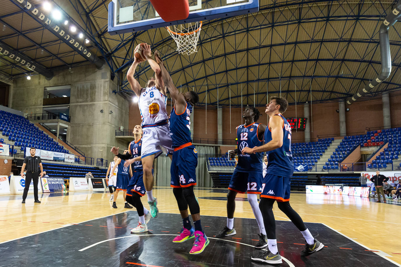 El Clavijo no puede con el Tizona