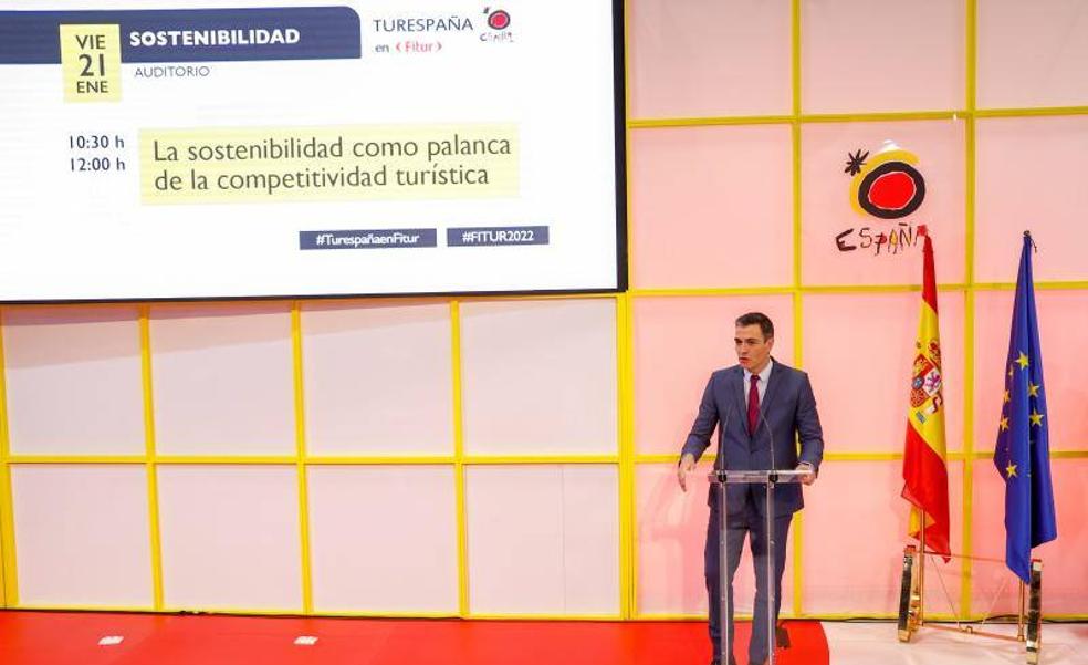 Sánchez defiende la inversión en turismo frente a las críticas de la patronal