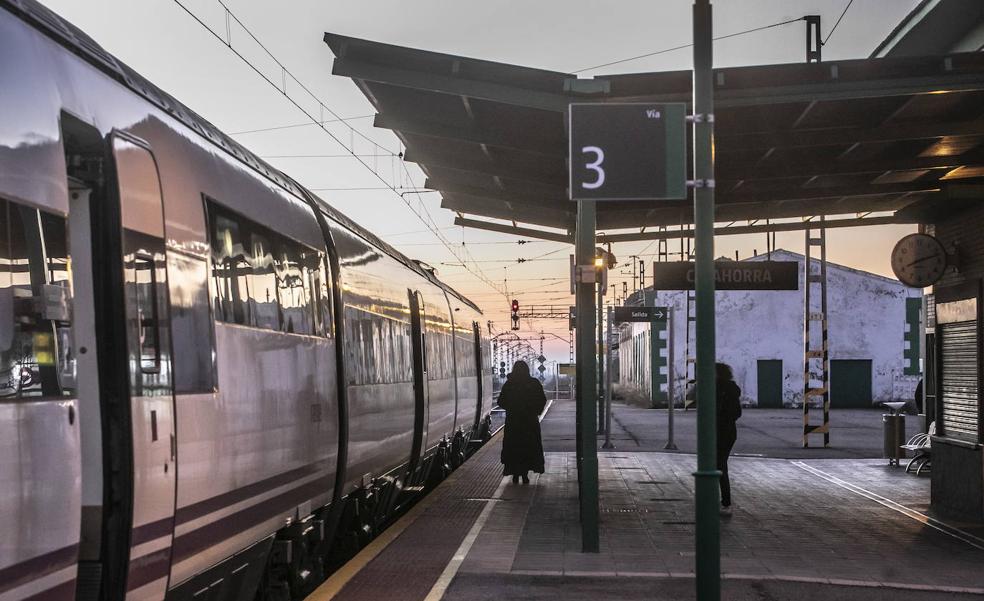 El tren directo a Madrid se hace mayor de edad con más de un millón de viajeros