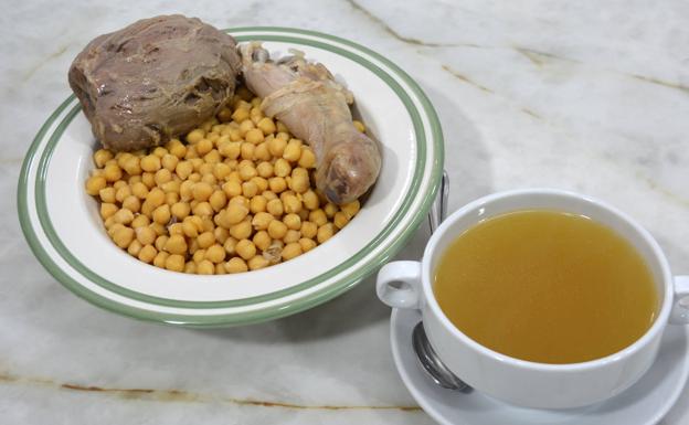 Las recetas de Javier Romero: cocido bajo en grasas y magdalenas de aceite de oliva