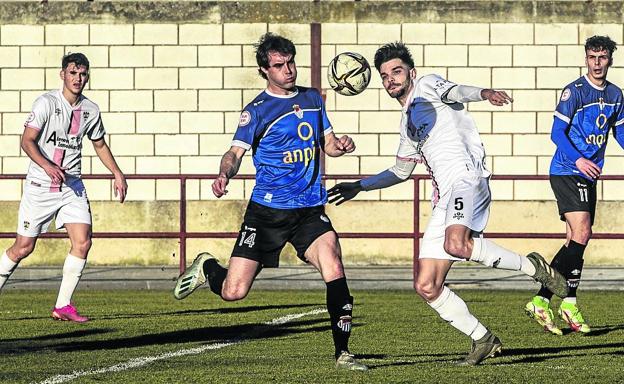 Sufrido triunfo del Racing Rioja ante un combativo Peña Sport