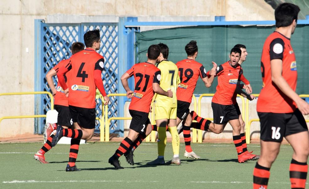 La Calzada se codea con los gallitos de la clasificación