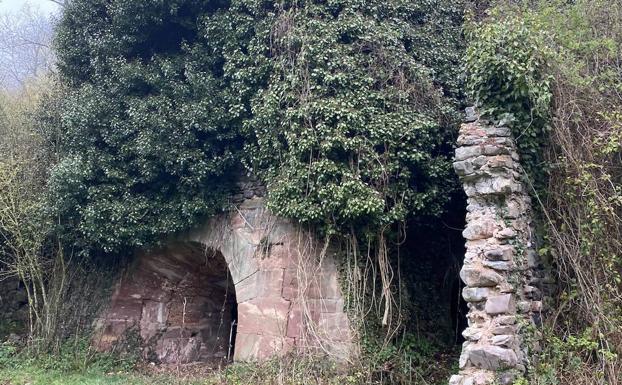 La Ferrería de Lugar del Río entra en la Lista Roja del patrimonio por su situación de abandono